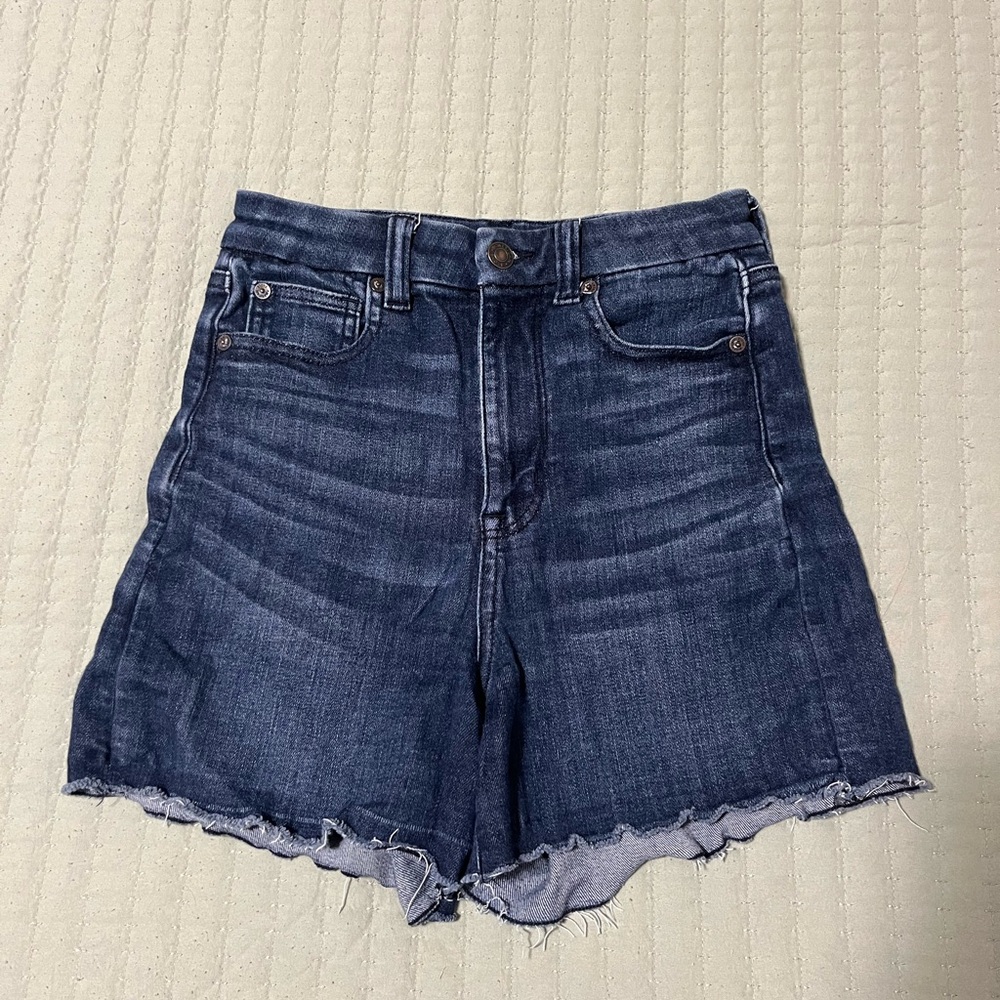 Women’s Size 2 American Eagle Denim High-Waisted Shorts